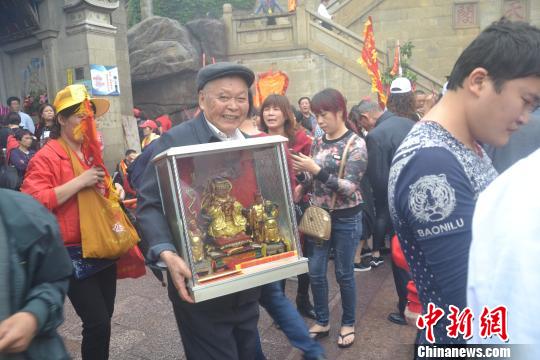 媽祖故里福建湄洲掀起“天下媽祖回娘家”高潮