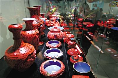 非遺手工藝潘家園展出 近20個非遺項目參會