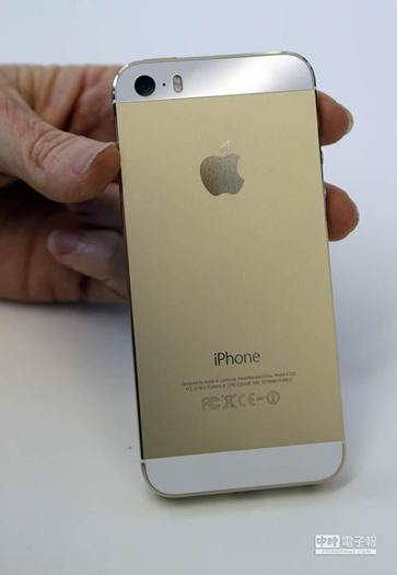 “土豪金”iPhone5S比真金還貴競拍30萬台幣