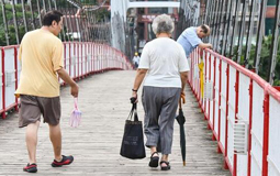 受人口高齡化影響 去年臺灣勞工退休年齡58.6歲創新高