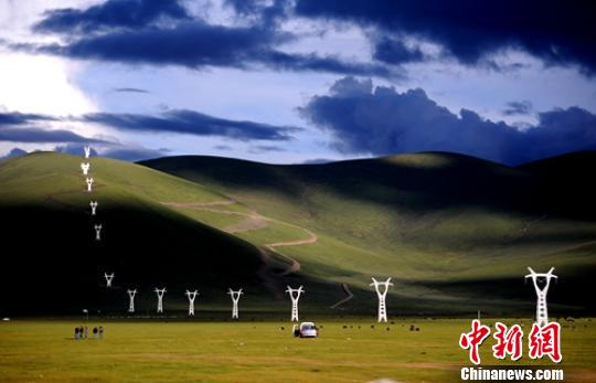 四川電網去年完成投資264億元甘孜藏區告別“孤網”運作