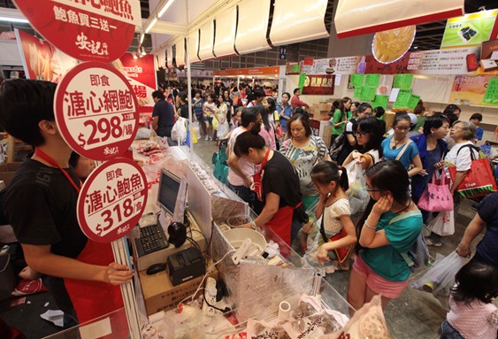 商家各出奇招香港美食節入場人數破41萬（圖）
