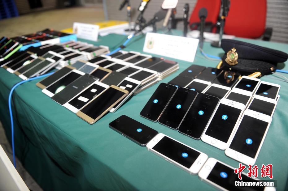 香港海關搗破走私手機集團 查獲9300部手機