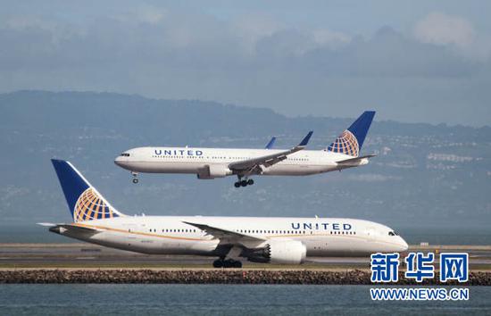 2015年2月7日，美國加利福尼亞州舊金山國際機場，美國聯合航空公司客機。（新華/路透）