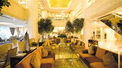 錦江富園大酒店內景，該酒店原為五星級，今年“自動放棄”評星。網路圖片