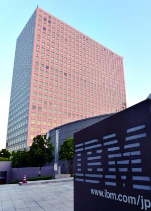 蘋果聯手IBM搶佔企業移動市場 黑莓微軟面臨衝擊