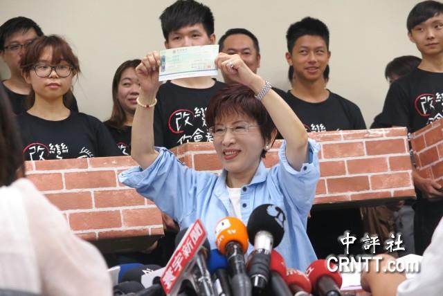 港媒：國民黨勿掩耳盜鈴 洪秀柱玩大了誰能搓掉她