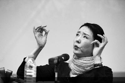 嚴歌苓談當導師:只帶一名學生 已講完全部課程 嚴歌苓談當導師:只帶一名學生 已講完全部課程