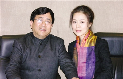 余秋雨談與妻子的感情:為離婚傳聞感到苦悶(圖)