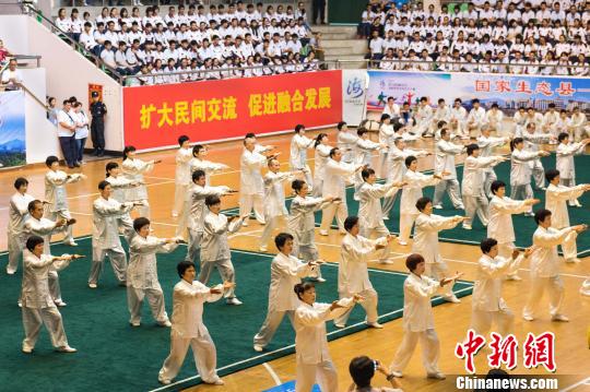 海峽兩岸600余名武林高手福建永春過招