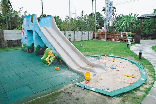 “還有大象溜滑梯”臺夫婦將幼兒園變特色餐廳