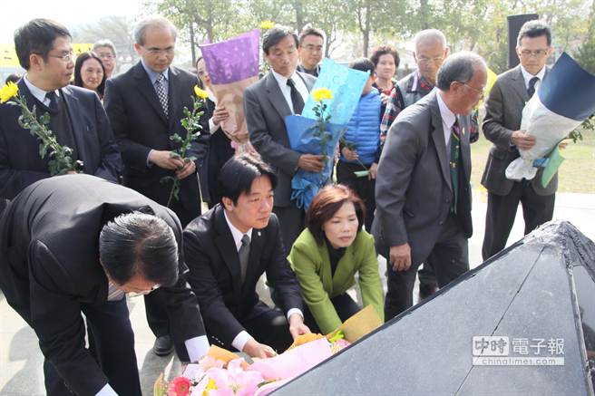 蔣介石銅像屢遭噴漆 賴清德：拆光校園內所有銅像