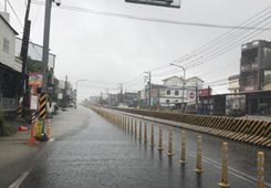 臺灣屏東民眾冒暴雨上班上課 網怒：根本就是拿命搏鬥