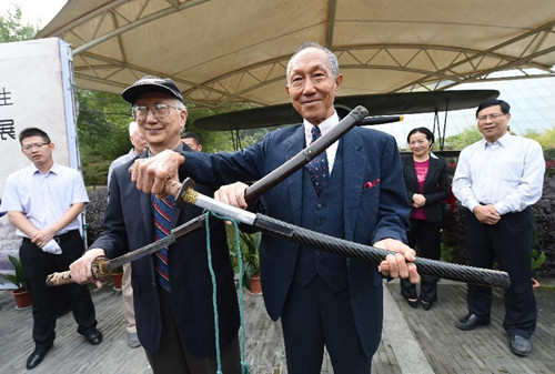 南京抗日航空烈士紀念館獲贈日軍投降臺灣獻降軍刀