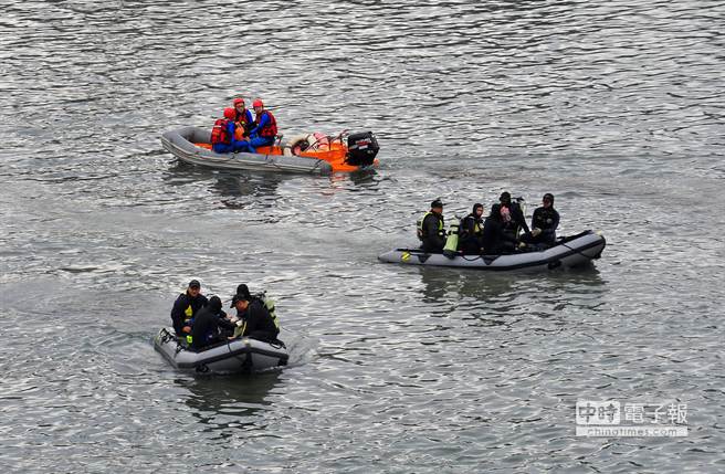 復興航空空難至今仍有12人失蹤。（臺媒圖）