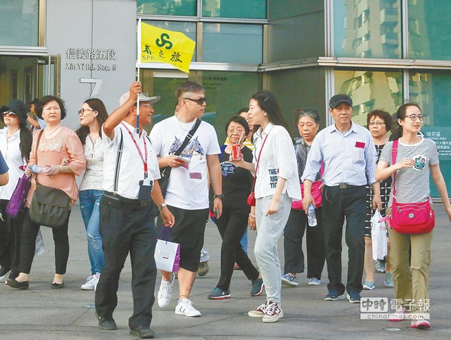 臺灣業者：大陸游客團赴臺“暴跌點”浮現 苦日子開始了