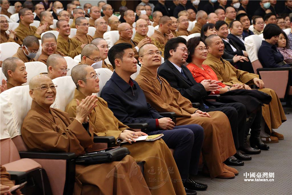 第二屆人間佛教座談會近日在佛光山舉辦，南京大學教授程恭讓以“星雲大師對佛教的十大貢獻”為題發表演講。