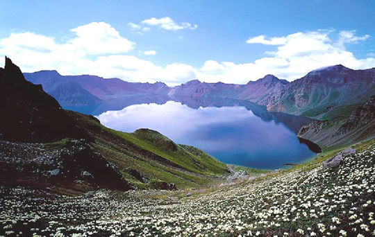 背包去旅行 感受長白山的夏涼如春