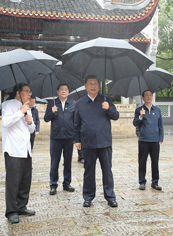 2020年9月17日，習近平在湖南大學岳麓書院考察調研，了解人才培養、文化傳承等情況。