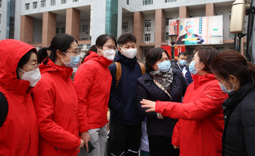 　　3月29日，哈爾濱醫科大學附屬第一醫院醫護工作者再馳援吉林。受訪者供圖