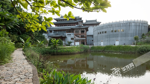 大足建亞洲最大環幕影院 360度全景展示大足石刻文化