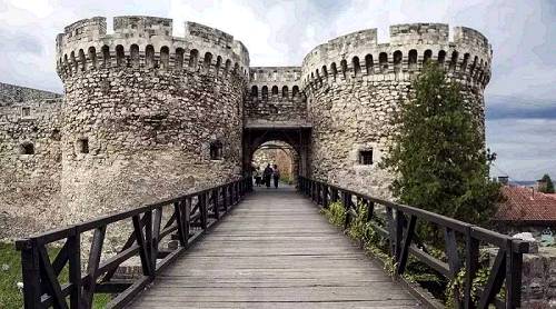 位於塞爾維亞首都貝爾格萊德的卡萊梅格丹城堡入口。
