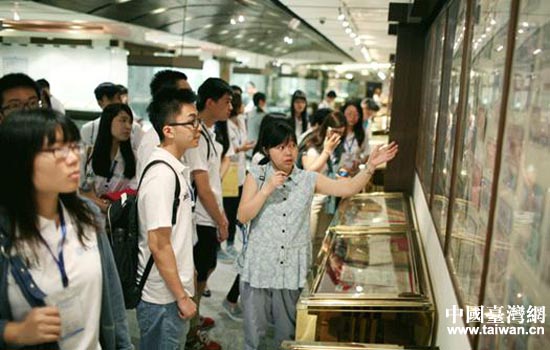 臺灣師生參觀西南財經大學貨幣博物館