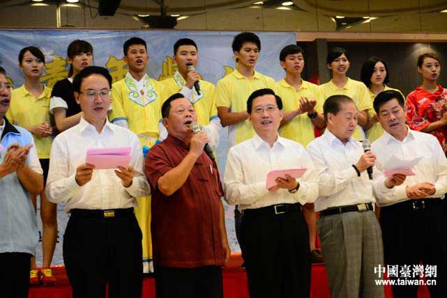 7月23日，強衛書記出席在臺灣苗栗縣舉辦的“兩岸一家人——贛臺客家青年聯歡活動”