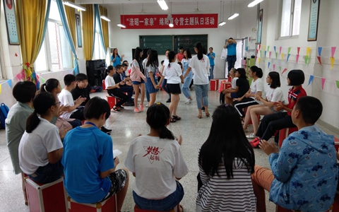 兩岸學生在綿陽實驗中學城北校區開展互動交流活動.jpg