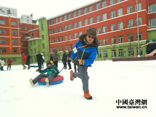 吉林市成功舉辦吉臺中小學生冰雪冬令營