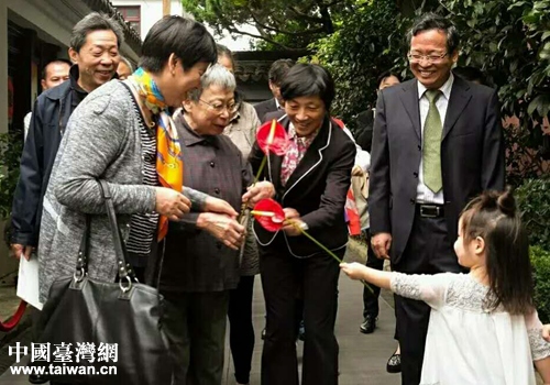 周慧珺書法藝術館在上海開館