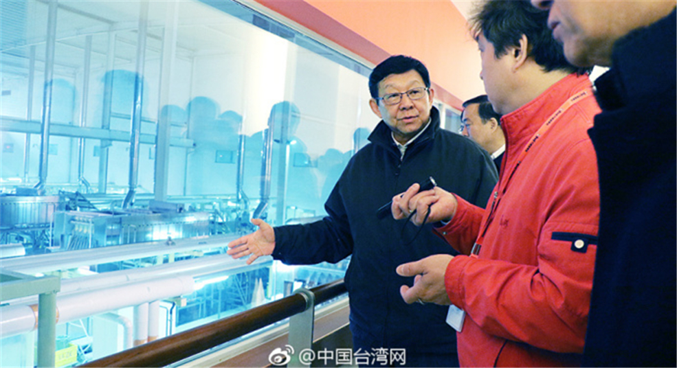 海協會會長陳德銘走訪西安“康師傅”：我過去很喜歡吃速食麵