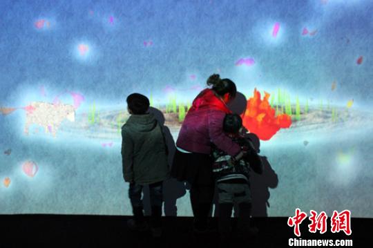 臺灣“3D太空奇幻世界特展”在河北定州首展