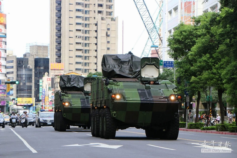 臺灣首次出動雲豹戰車對抗颱風