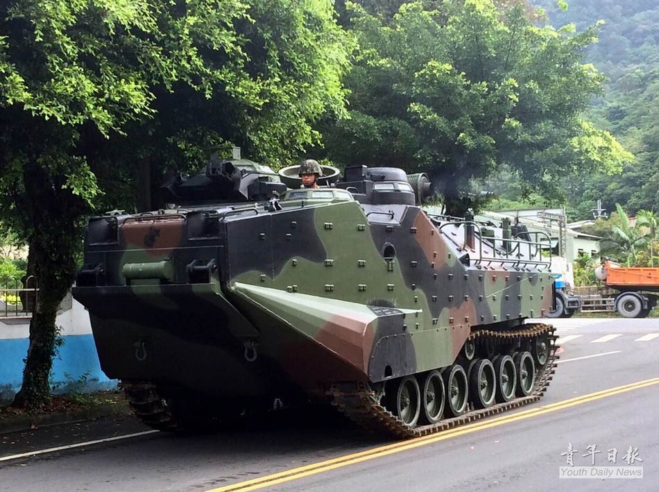 臺灣首次出動雲豹戰車對抗颱風
