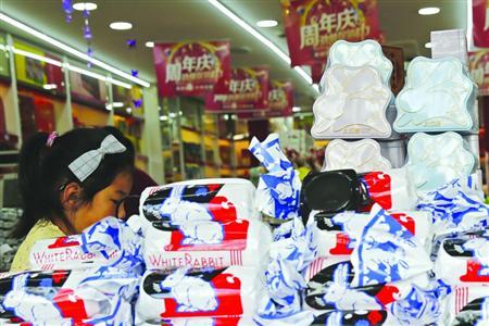 大白兔奶糖換法式包裝 身價漲9倍一斤265元(圖)