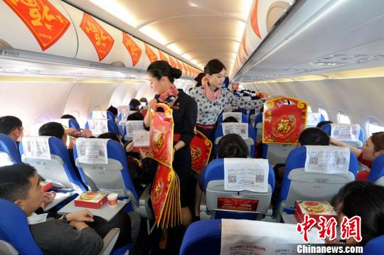 江蘇54個加班航班送臺商回家過年預計運送五千人