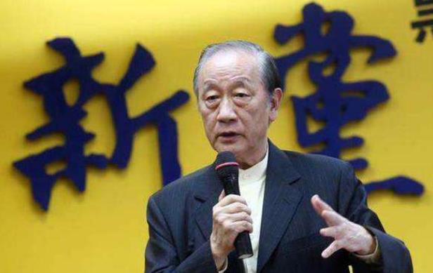 鬱慕明.jpg