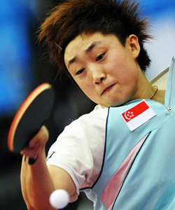 冯天薇称做新加坡人自豪何罪之有