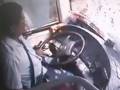 安徽無為：旅遊車遭遇車禍 司機冷靜救乘客