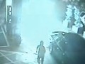 臺南：加油未完車輛開走 加油機被拖倒爆炸