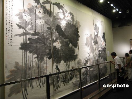 7月3日，《南張北溥——臺北歷史博物館藏張大千、溥心畬書畫作品展》在遼寧省博物館揭幕