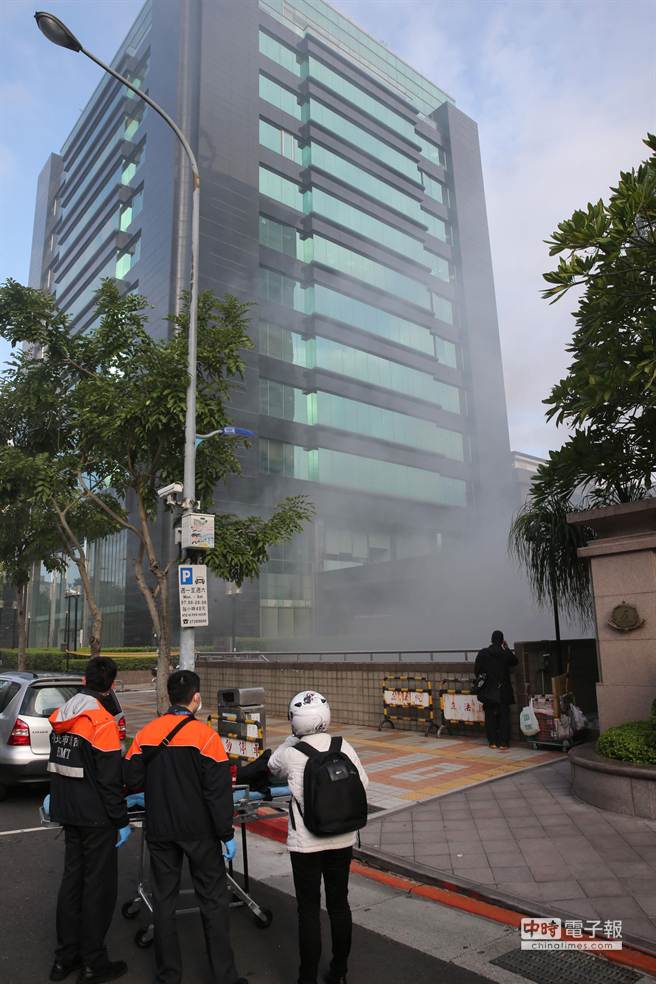 臺灣“立法院”中興大樓地下室發生火警。（圖片來源：臺灣中時電子報）