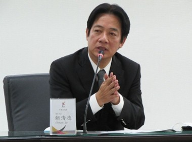 臺南市長賴清德拒進議會遭彈劾最嚴重將被停職