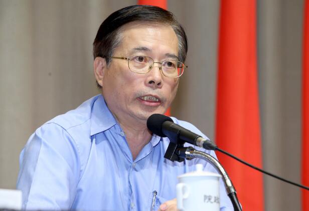 臺灣“勞動部長”郭芳煜19日接受媒體訪問時，卻表示“一例一休”是最務實、有彈性的週休二日，且主導權在勞工手上