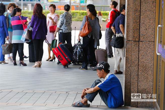 臺灣10月失業率降至3.95% 為7年來同期最低