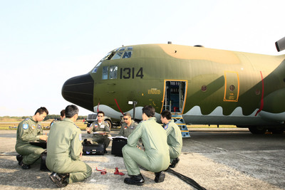 臺灣空軍飛太平島上空搜尋MH370未發現可疑對象