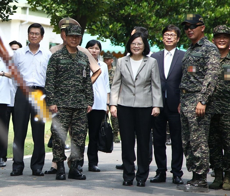 臺海軍陸戰隊開始換裝 新款虎斑迷彩野戰服登場