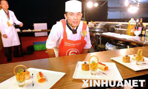 7月4日，廚師李建軒以“脆筍金絲心弦係”獲得青年廚師選拔賽第一名。