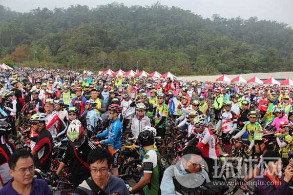 臺灣創意自行車嘉年華日月潭揭面紗 “穿越”回民國 臺灣創意自行車嘉年華日月潭揭面紗 “穿越”回民國